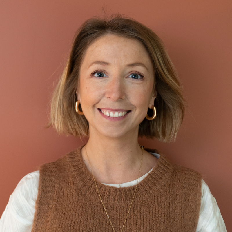 https://jcetours.org/wp-content/uploads/2025/05/Aurelie-MADIGOU-4.jpg